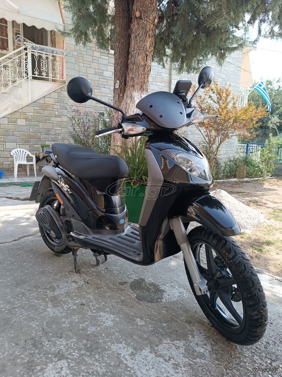 Piaggio MP3 2007