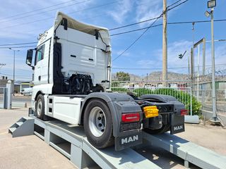 MAN 2021 TGX 18.510 4x2 BLS-thumb-3