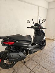Piaggio Beverly 400 2024 Hpe 400 DEEP BLACK