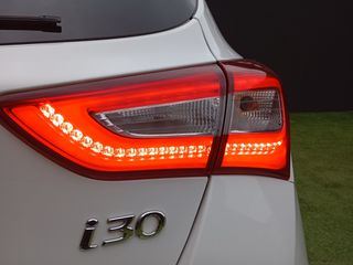 Hyundai i 30 2015 1.6 CRi FIFA WORLD CUP 11500 ΓΙΑ ΣΥΜΒΑΤΙΚΟ ΙΧ - 1 ΧΡ.ΕΓΓΥΗΣΗ-thumb-42