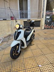 Piaggio Carnaby 300 2012