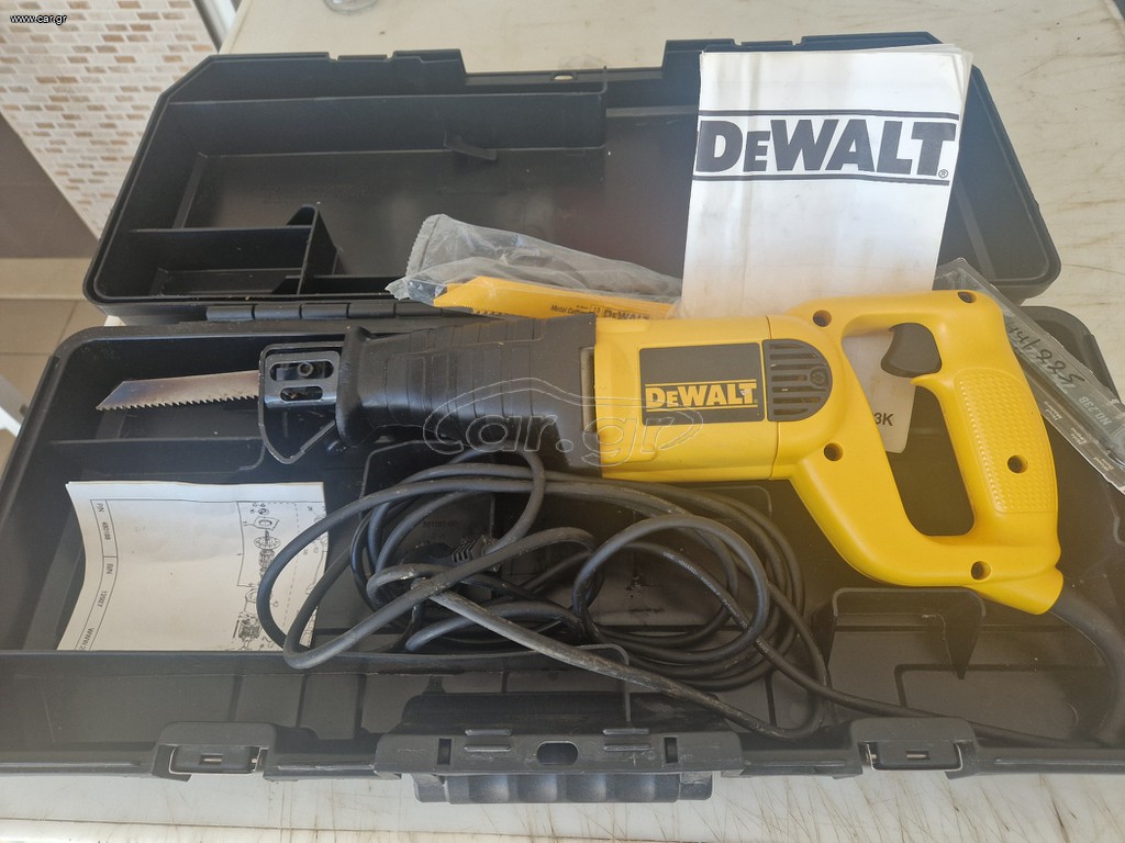 DEWALT