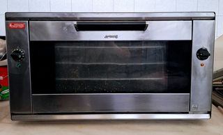 Επαγγελματικός φούρνος SMEG