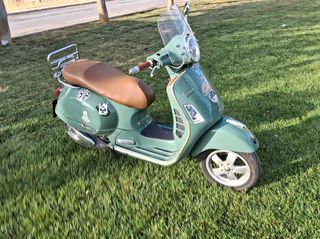 Piaggio Vespa GTS 250 2008