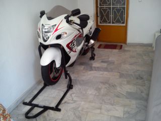 Suzuki GSXR 1300 Hayabusa 2010 HAYABUSA GSX1300R GEN2