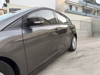 Ford Focus 2017 PLATINUM ECOBOOST!-thumb-11