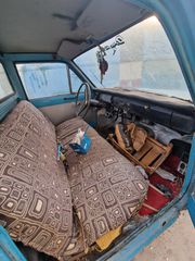 Nissan Datsun 1968 521