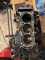 Μπλοκ και εντόσθια από TR1 1050cc
