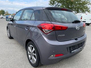 Hyundai i 20 2016 1200CC-thumb-5