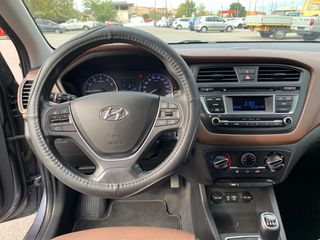 Hyundai i 20 2016 1200CC-thumb-18