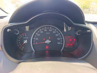Suzuki Celerio 2017 ΑΥΤΟΜΑΤΟ 1000 ΚΥΒΙΚΑ ΖΑΝΤΕΣ ΠΡΟΒΟΛΕΙΣGLX-thumb-82
