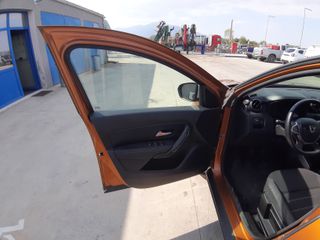 Dacia Duster 2019-thumb-12
