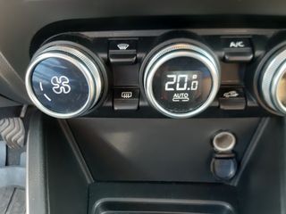 Dacia Duster 2019-thumb-31
