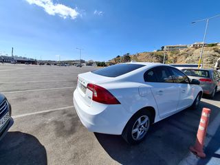Volvo S60 2014-thumb-3