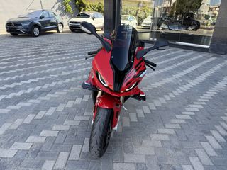 Bmw S1000RR 2023-thumb-7