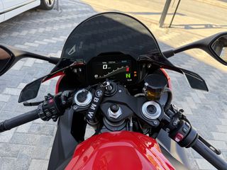 Bmw S1000RR 2023-thumb-9