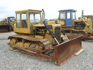 Μπουλντόζες CAT 1980 D4 ζητείται