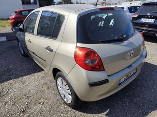 Renault Clio 2006-thumb-4