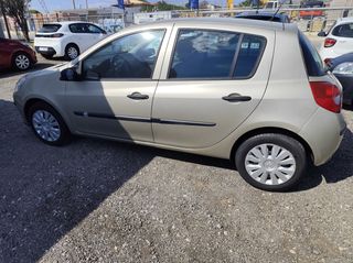 Renault Clio 2006-thumb-5
