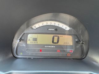 Citroen C2 2006 VTR 1.4-thumb-8