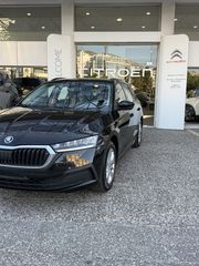 Skoda Octavia 2022 2.0 TDI BUSINESS MANUAL