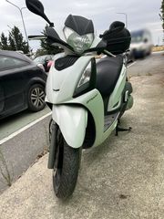 Kymco People GTi 2013 GTI 200