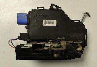 ΚΛΕΙΔΑΡΙΑ ΟΔΗΓΟΥ VOLKSWAGEN POLO (3B1837015AM)