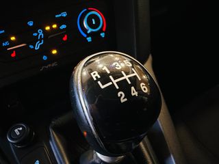 Ford Focus 2015 BUSINESS -ΑΡΙΣΤΟ-thumb-24