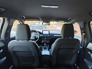 Ford Focus 2020 ST-LINE-thumb-21