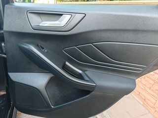 Ford Focus 2020 ST-LINE-thumb-52