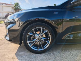 Ford Focus 2020 ST-LINE-thumb-12
