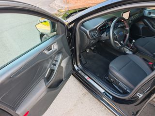 Ford Focus 2020 ST-LINE-thumb-22