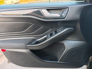 Ford Focus 2020 ST-LINE-thumb-23