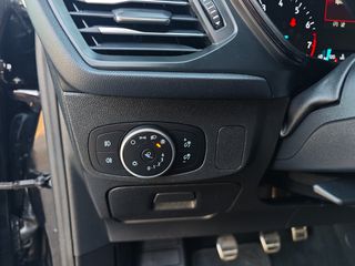 Ford Focus 2020 ST-LINE-thumb-28