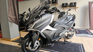 Kymco AK 575 Premium 2026 575 E5+