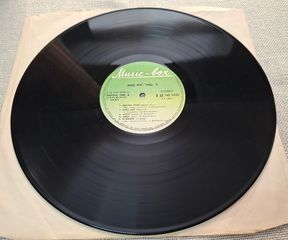 2002 GR – V.O.L 3   LP-thumb-2