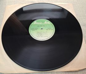 2002 GR – V.O.L 3   LP-thumb-3