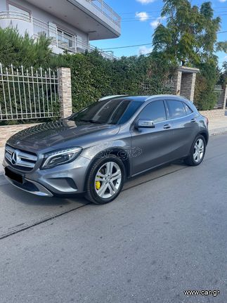 Mercedes-Benz GLA 180 2015 AMG LINE 141 HP