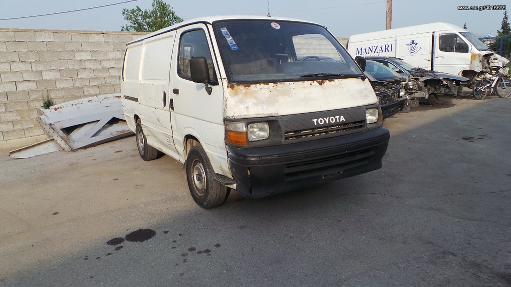 Κλούβα Toyota 2000 LH102