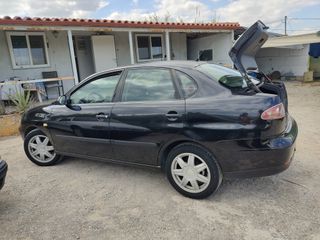 Seat Cordoba 2003-thumb-2