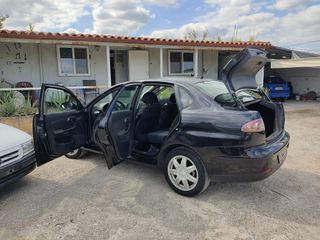 Seat Cordoba 2003-thumb-5