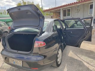 Seat Cordoba 2003-thumb-8