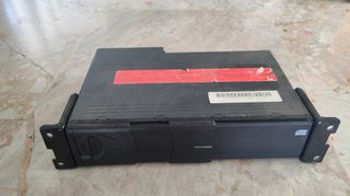 Πωλείται cd changer