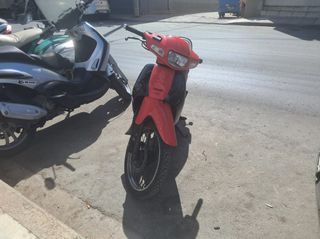 Modenas Kriss II 2005