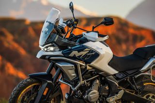 CFmoto 700 MT 2026 700MT ADV - Ετοιμοπαράδοτο + ΔΩΡΟ ΤΡΙΒΑΛΙΤΣΟ-thumb-6