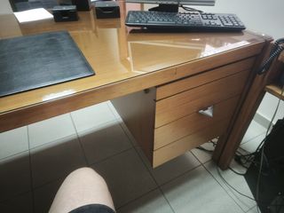 επαγγελματικο γραφείο μασιφ ξύλο