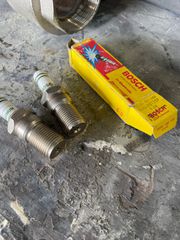 Σπάνιο μπουζί Bosch platinum 534-thumb-1