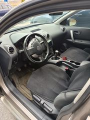 Nissan Qashqai 2010-thumb-9