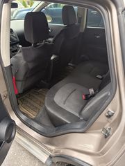 Nissan Qashqai 2010-thumb-10