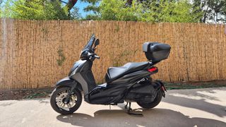 Piaggio Beverly 300 2023 DEEP BLACK